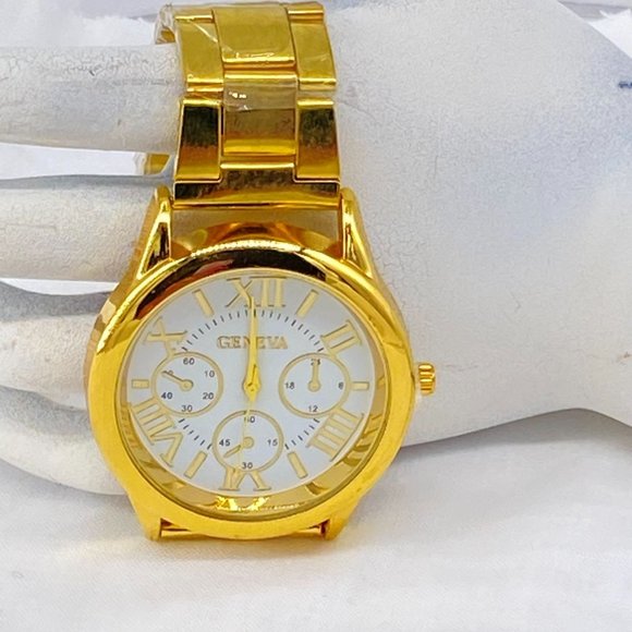 Watch Geneva Gold Toned - Picture 1 of 7